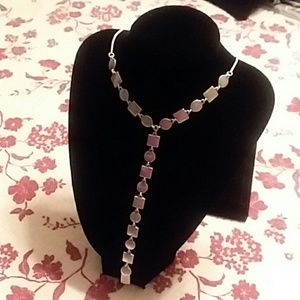 Lariot necklace